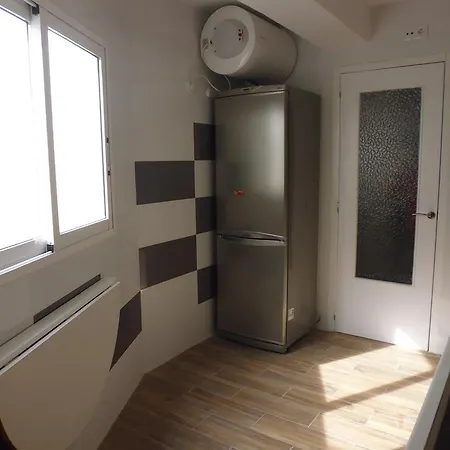 Attic Sunny Apartamento